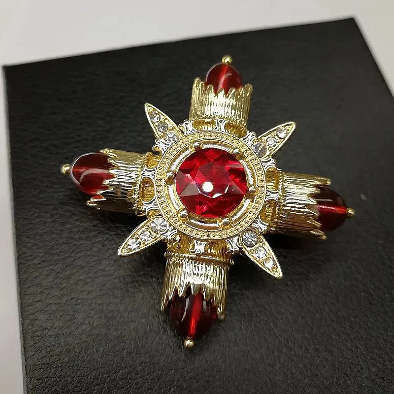 Aygül Rhinestone Brooch Pin