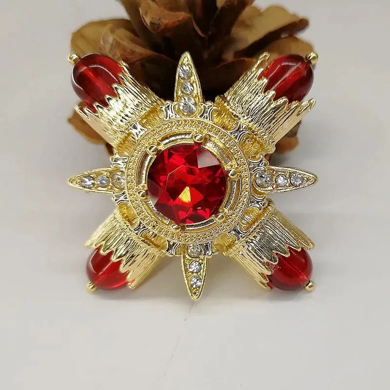 Aygül Rhinestone Brooch Pin
