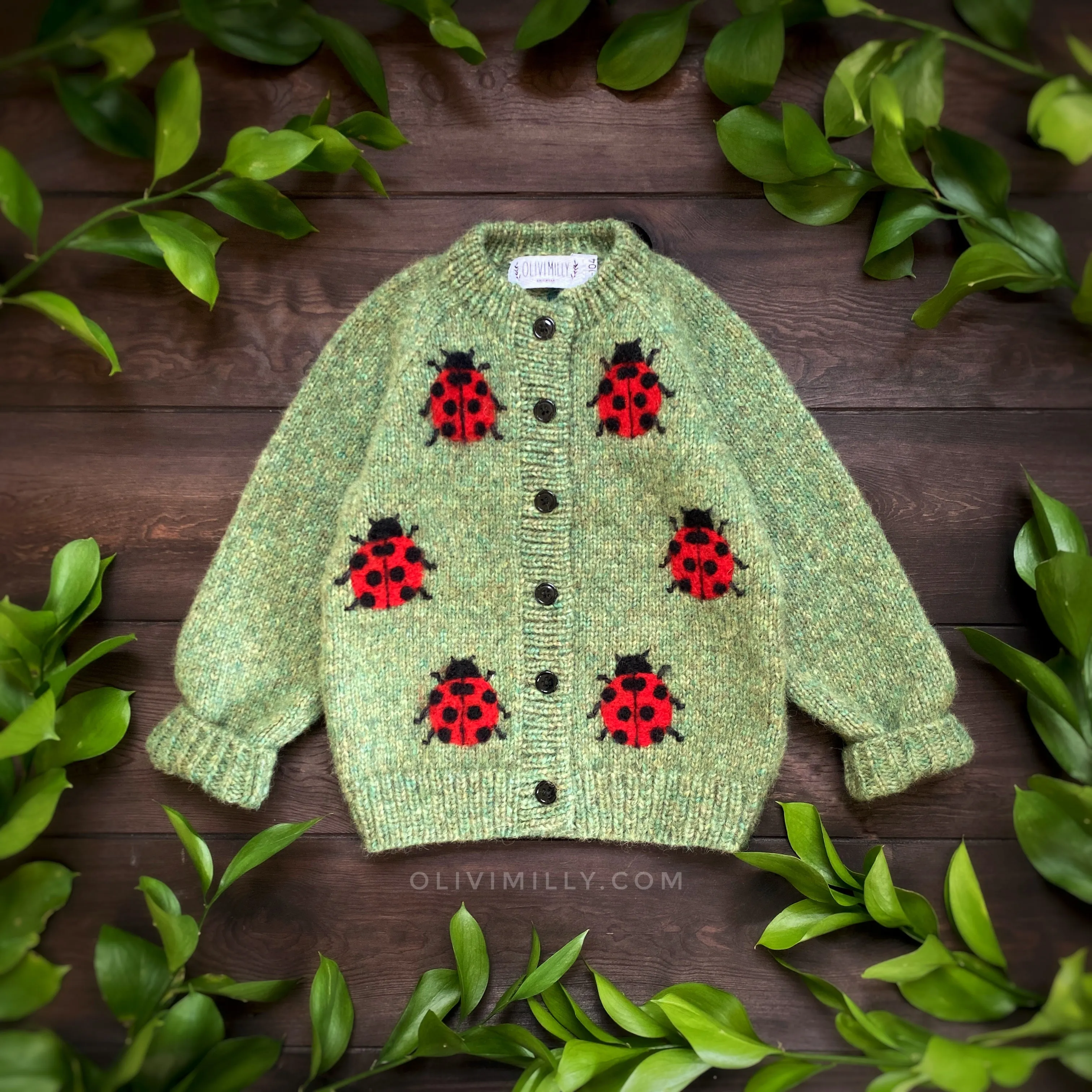 Ladybug cardigan | Moss Green
