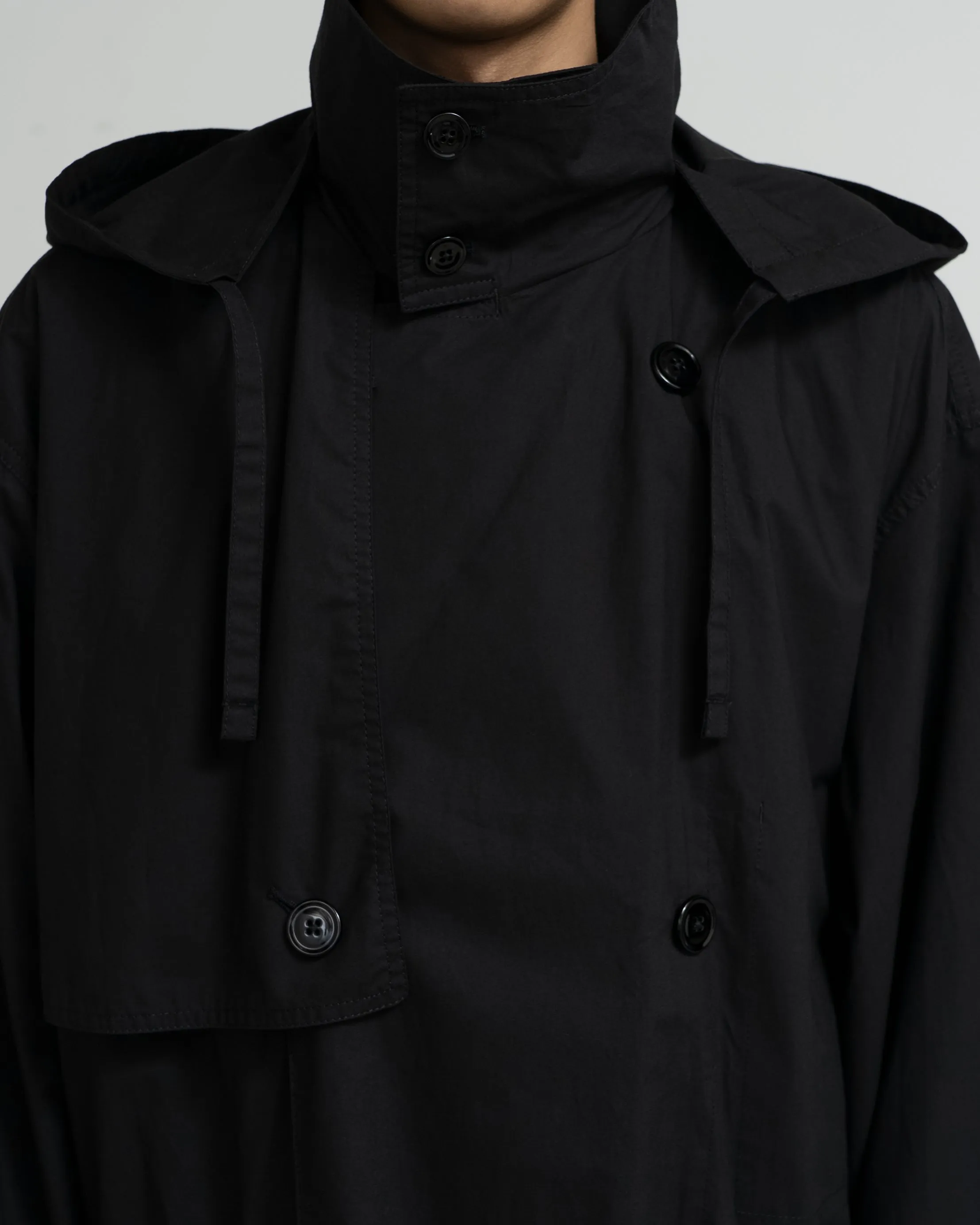 LIGHT HOODED TRENCH