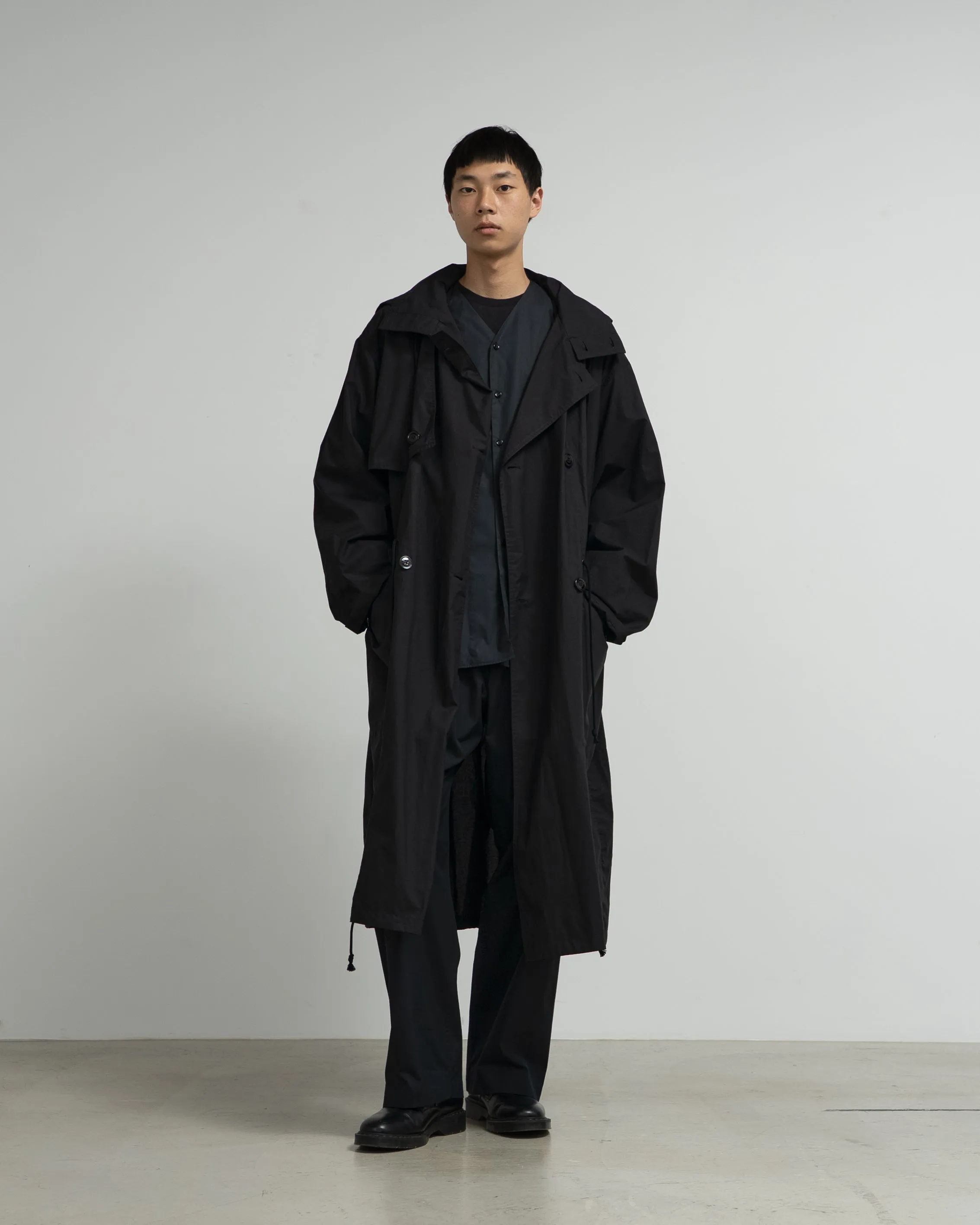 LIGHT HOODED TRENCH
