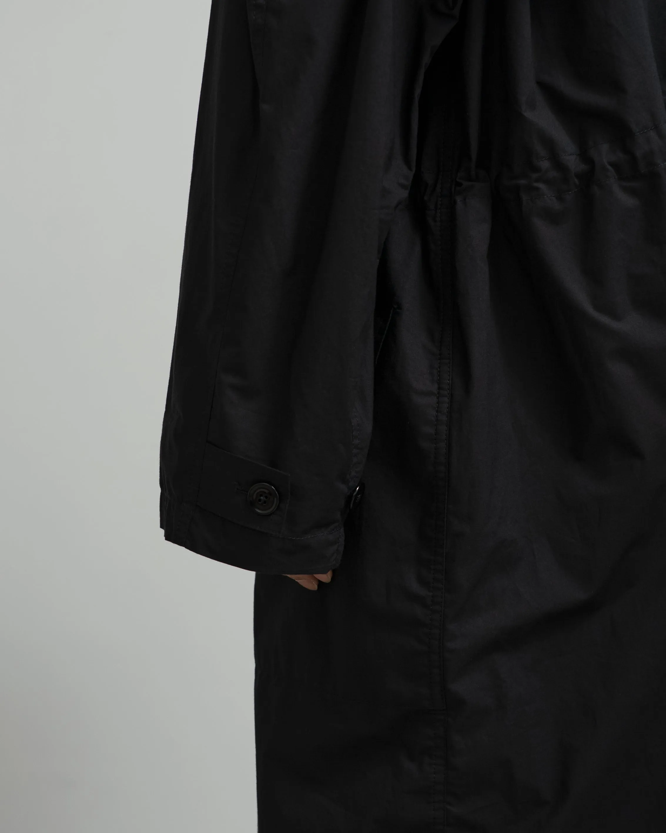 LIGHT HOODED TRENCH